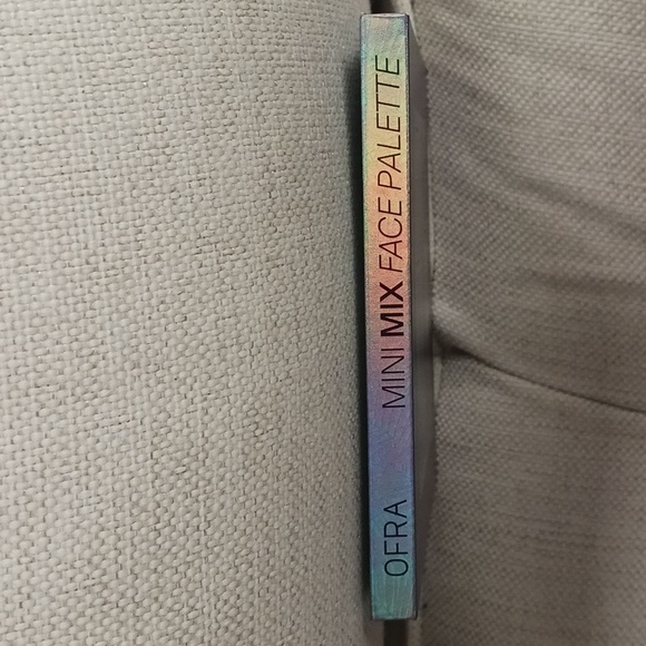 OFRA Mini Mix Face Palette "Bienvenidos a MIAMI" - Picture 4 of 4